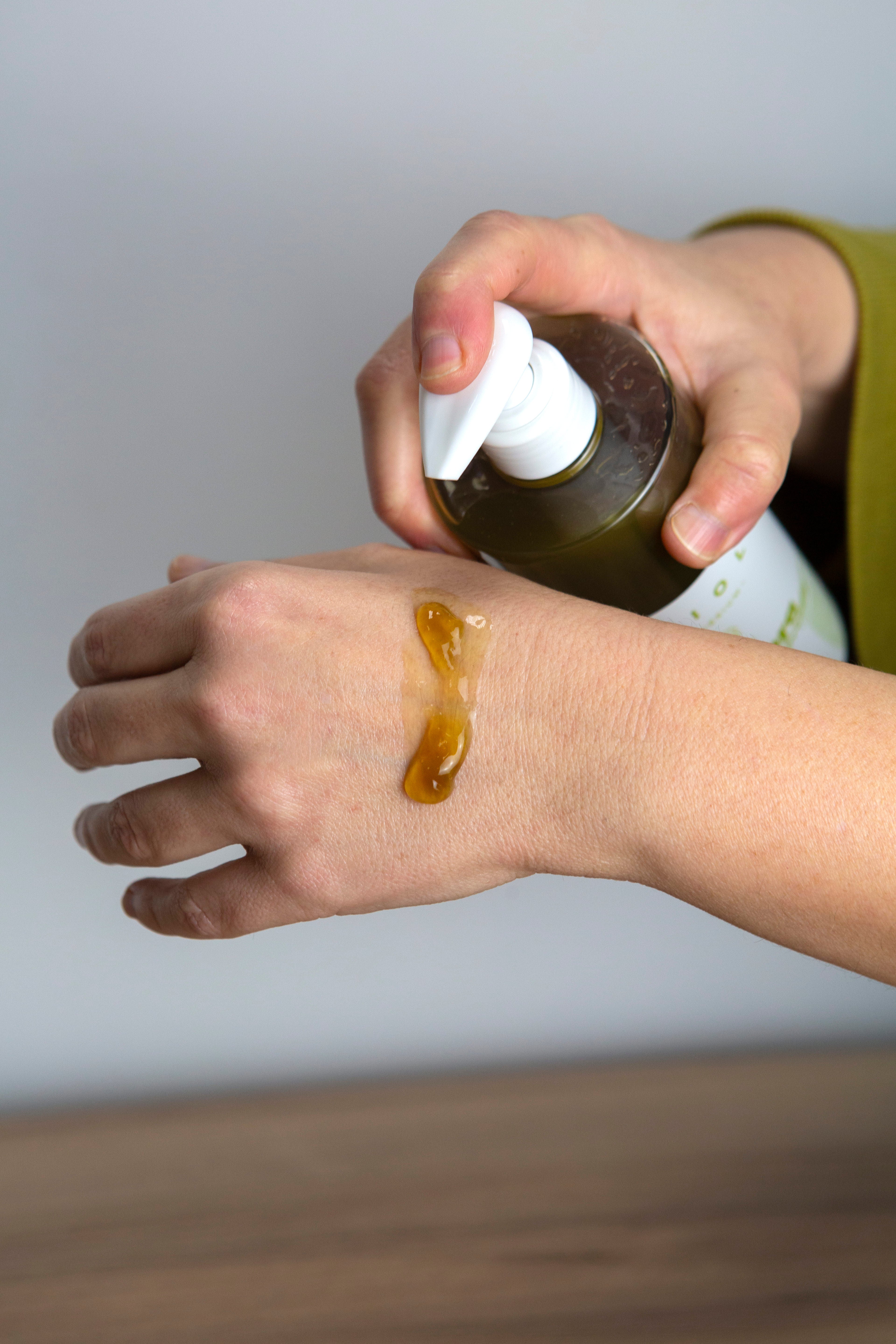 GEL CON ALOE VERA Y VITAMINA C PARA PIEL SENSIBLE - 500 ml