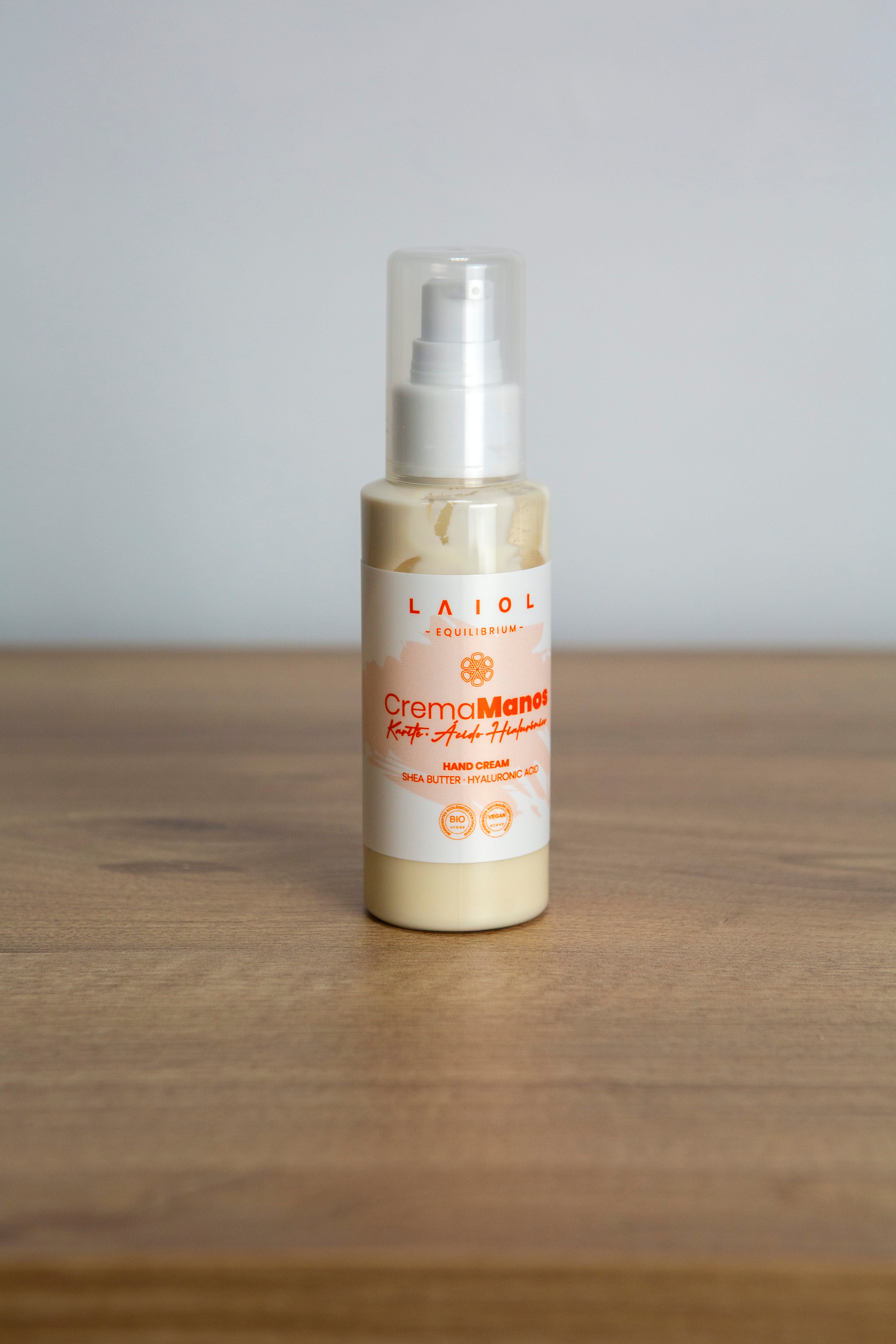 CREMA DE MANOS CON KARITÉ Y ÁCIDO HIALURÓNICO - 100 ml