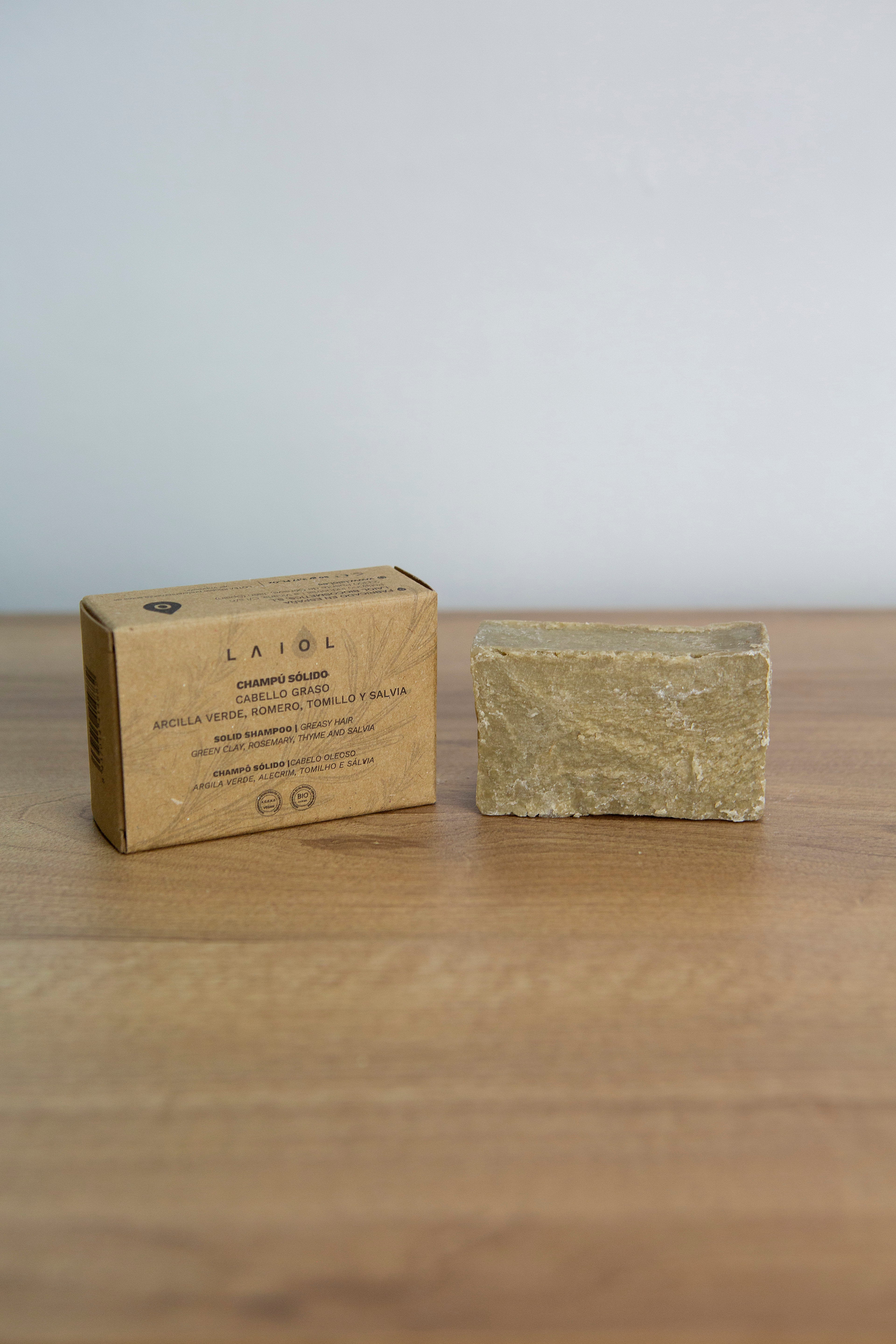 CAMPÚ SÓLIDO PARA CABELLO GRASO - 90 gr